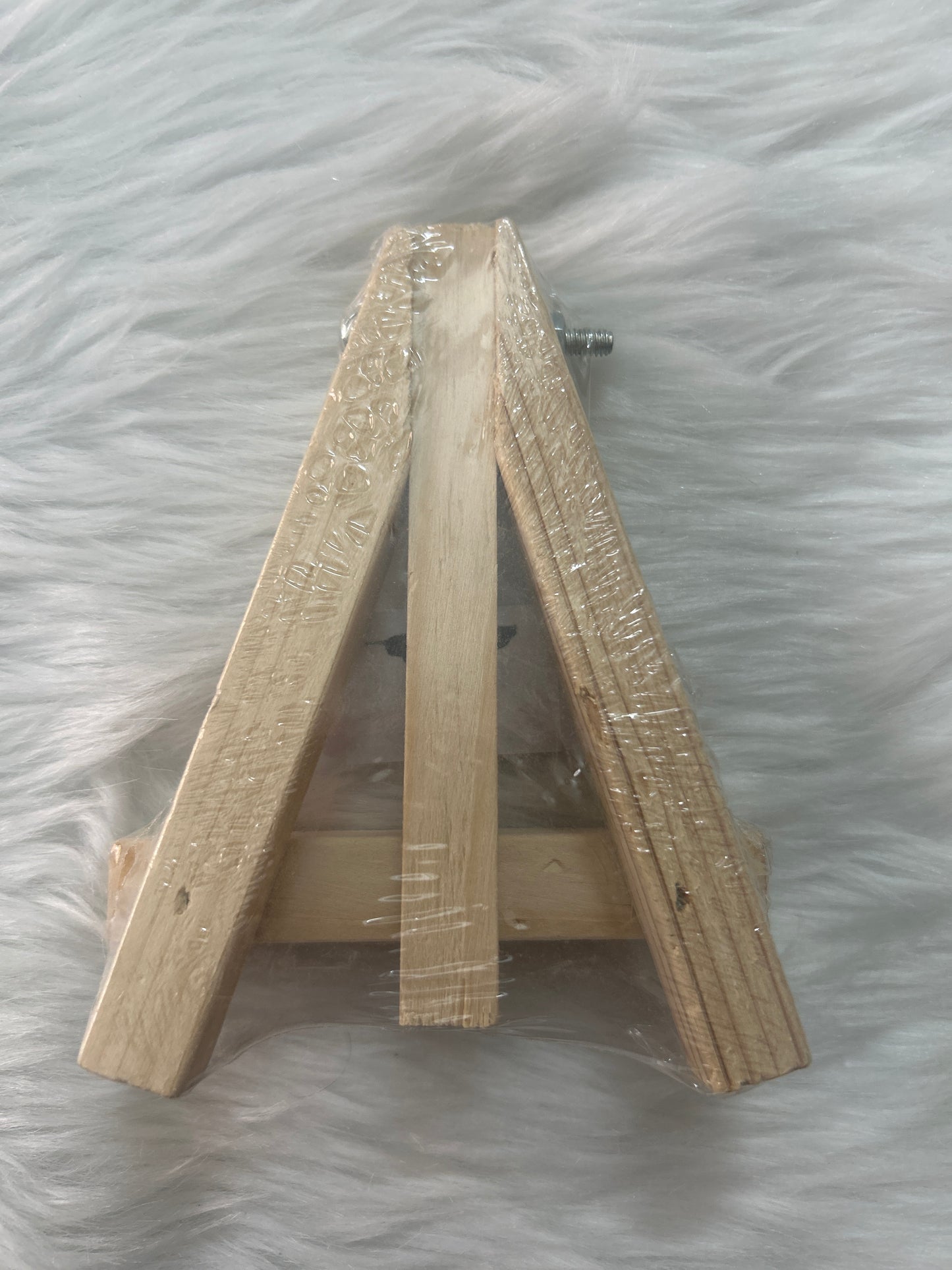 Wooden Easel 4"