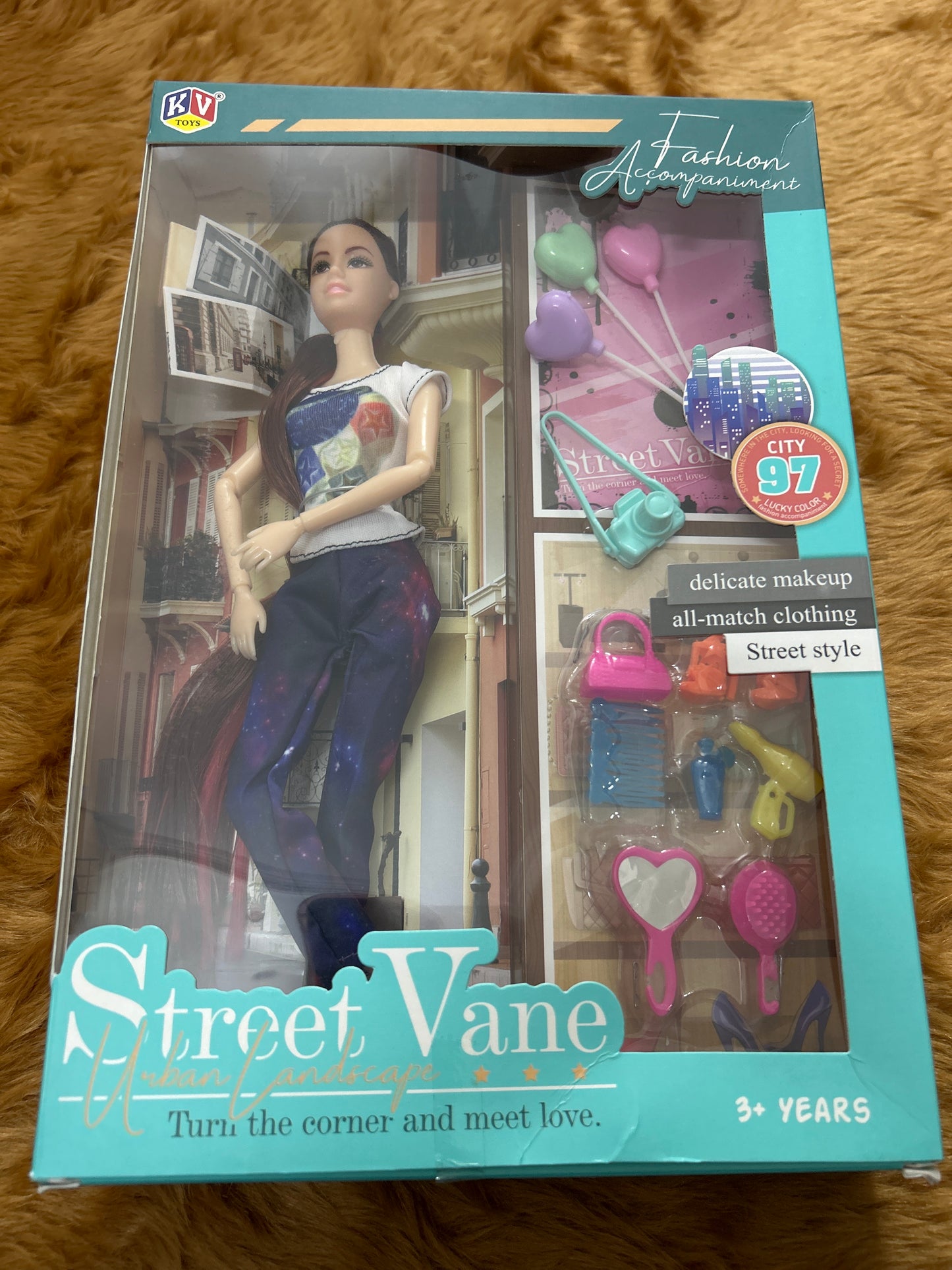 KV Street Vane Doll 3+