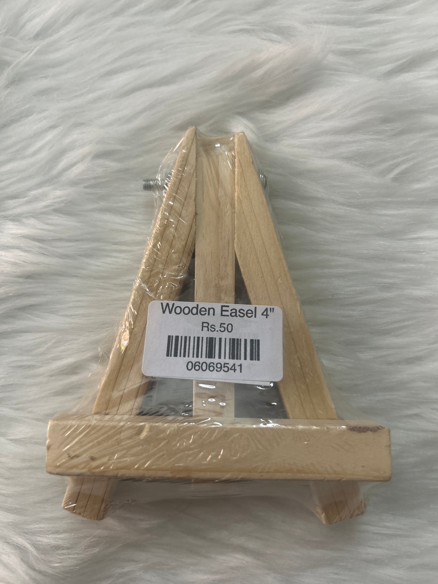 Wooden Easel 4"