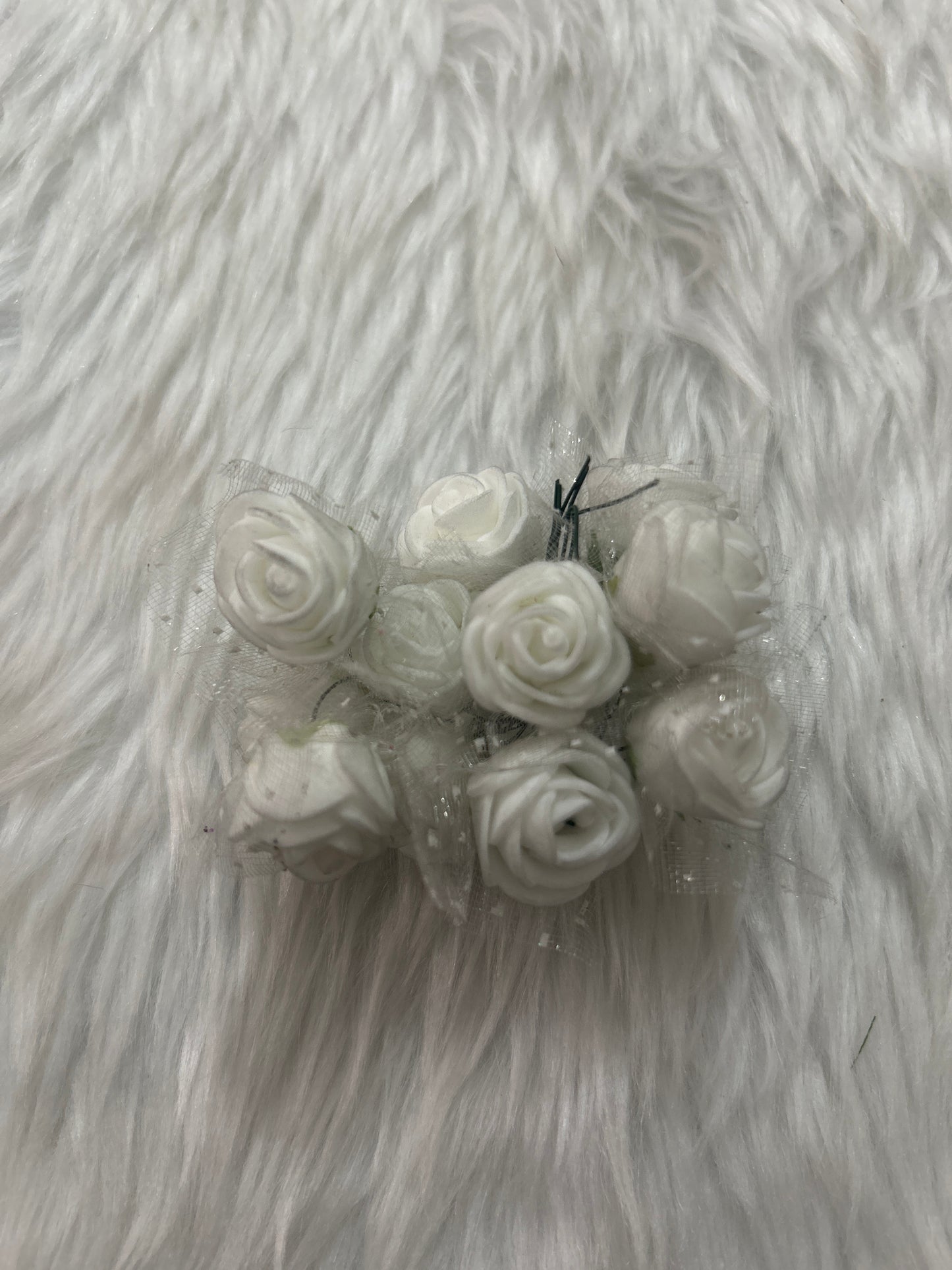 Felt Rose Bunch- White