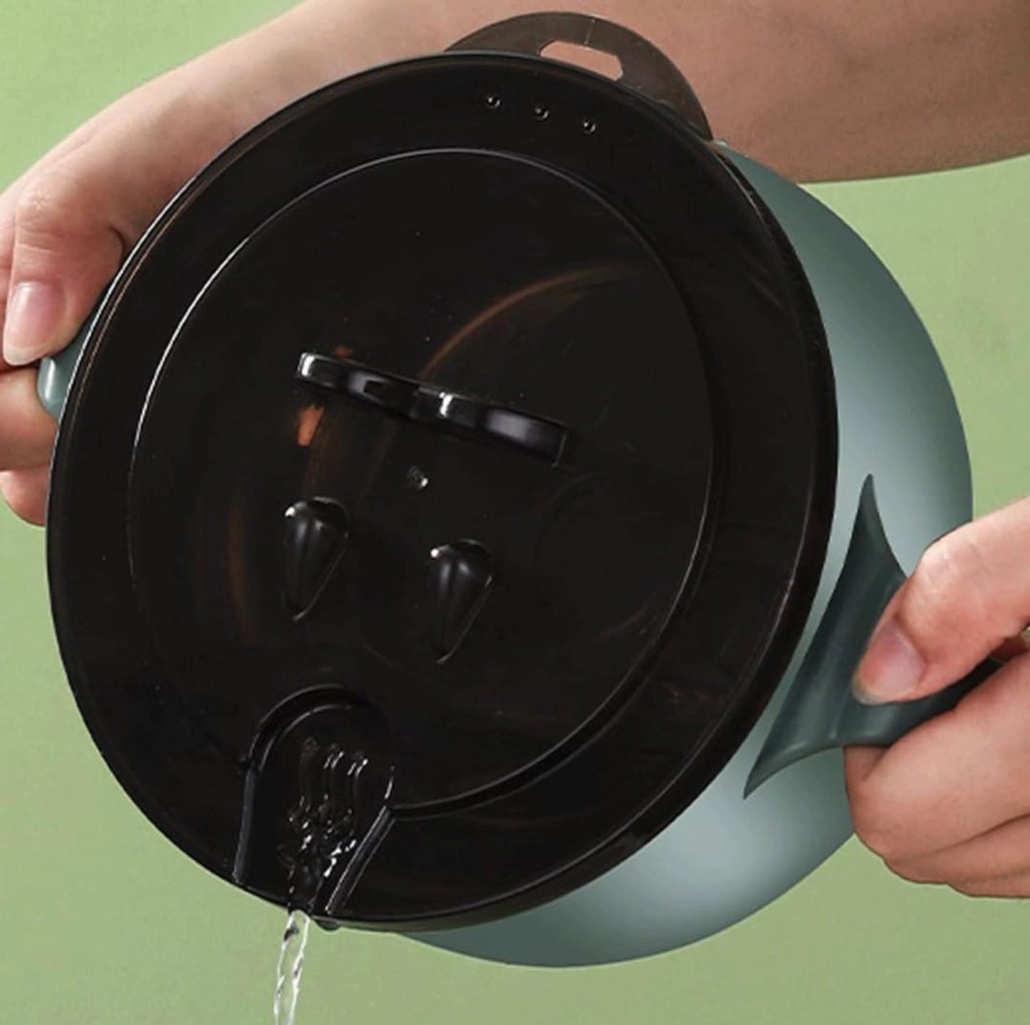 Snack Cup with Air Tight Lid & Two Side Handle (Gibo)