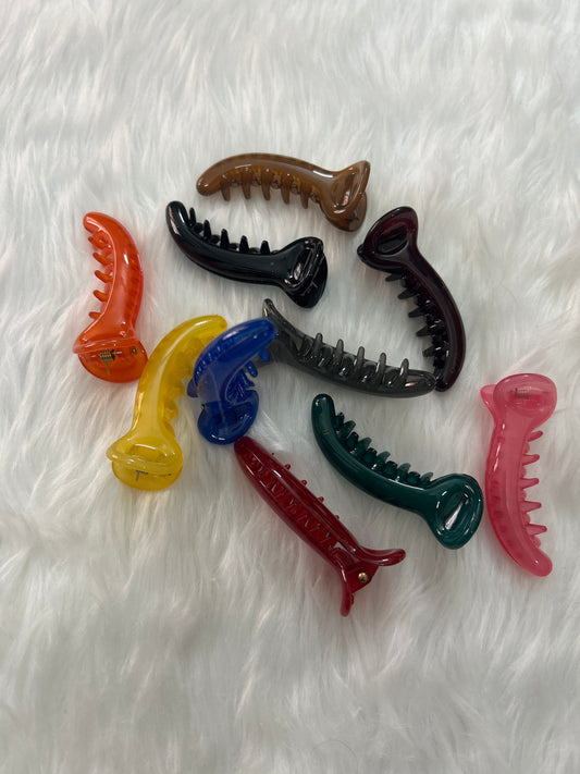 Dolphin Clutcher
