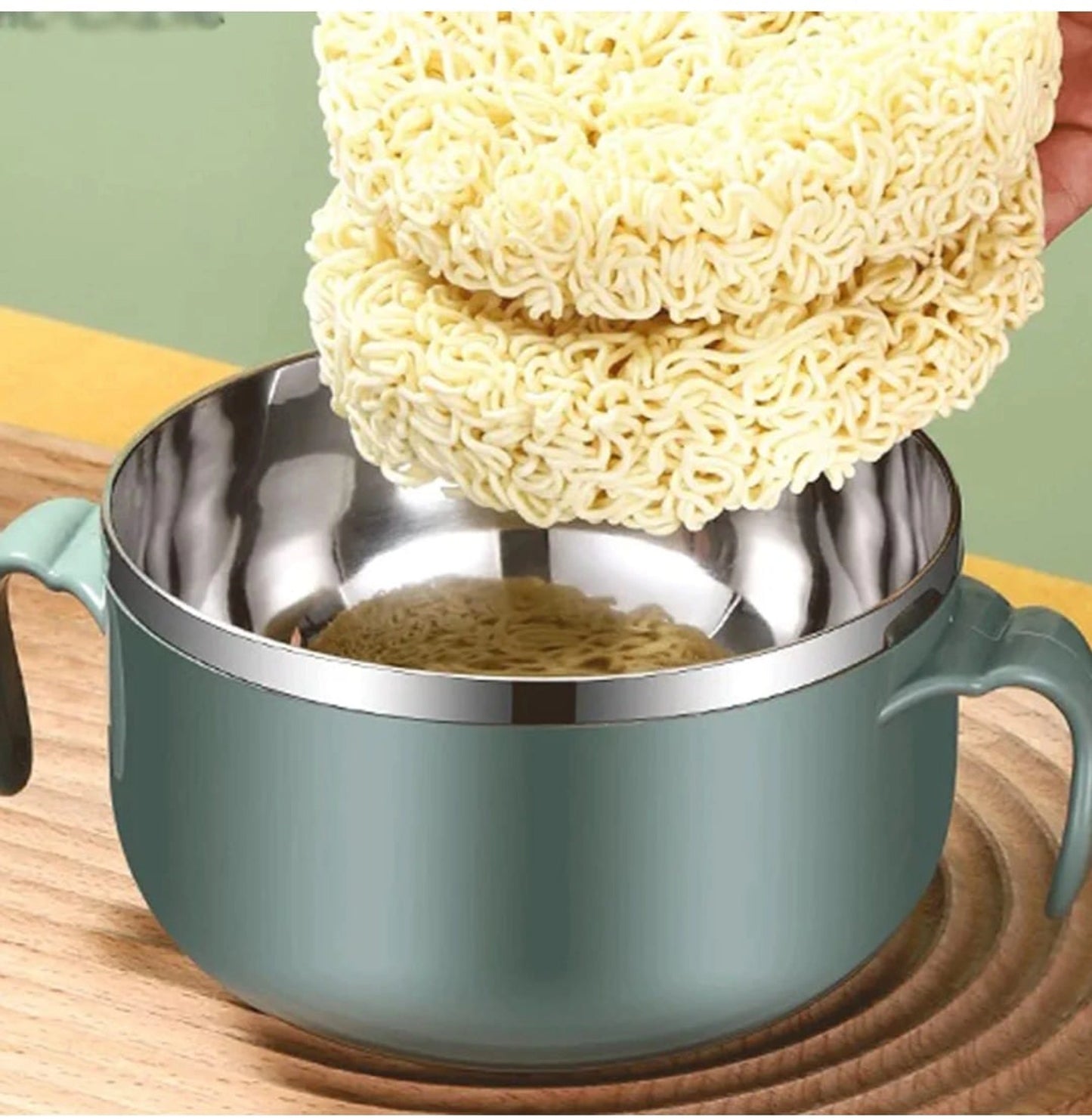 Snack Cup with Air Tight Lid & Two Side Handle (Gibo)