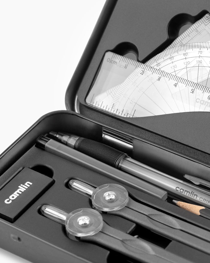 Camlin Scholar + Mathematical Instrumental Box
