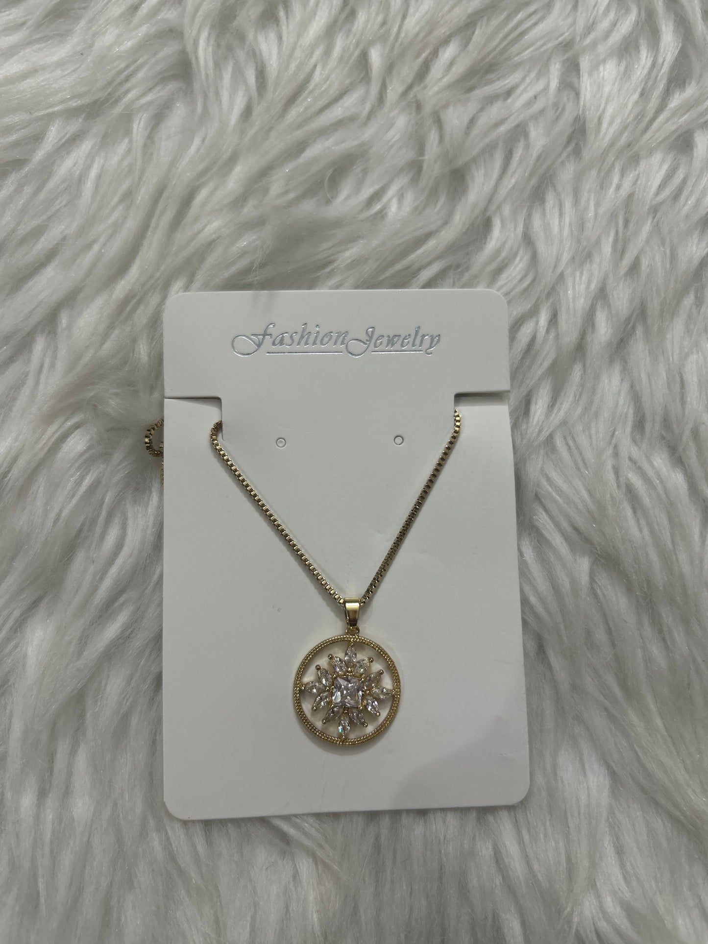 MRP275 Chain Pendant