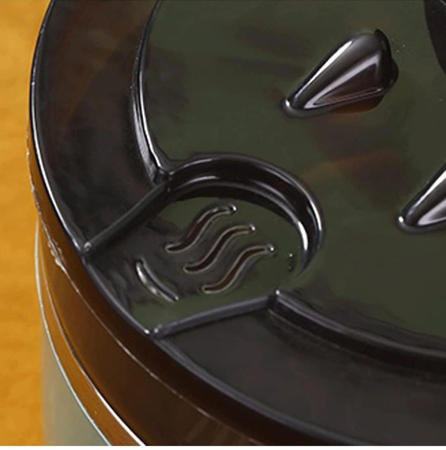Snack Cup with Air Tight Lid & Two Side Handle (Gibo)