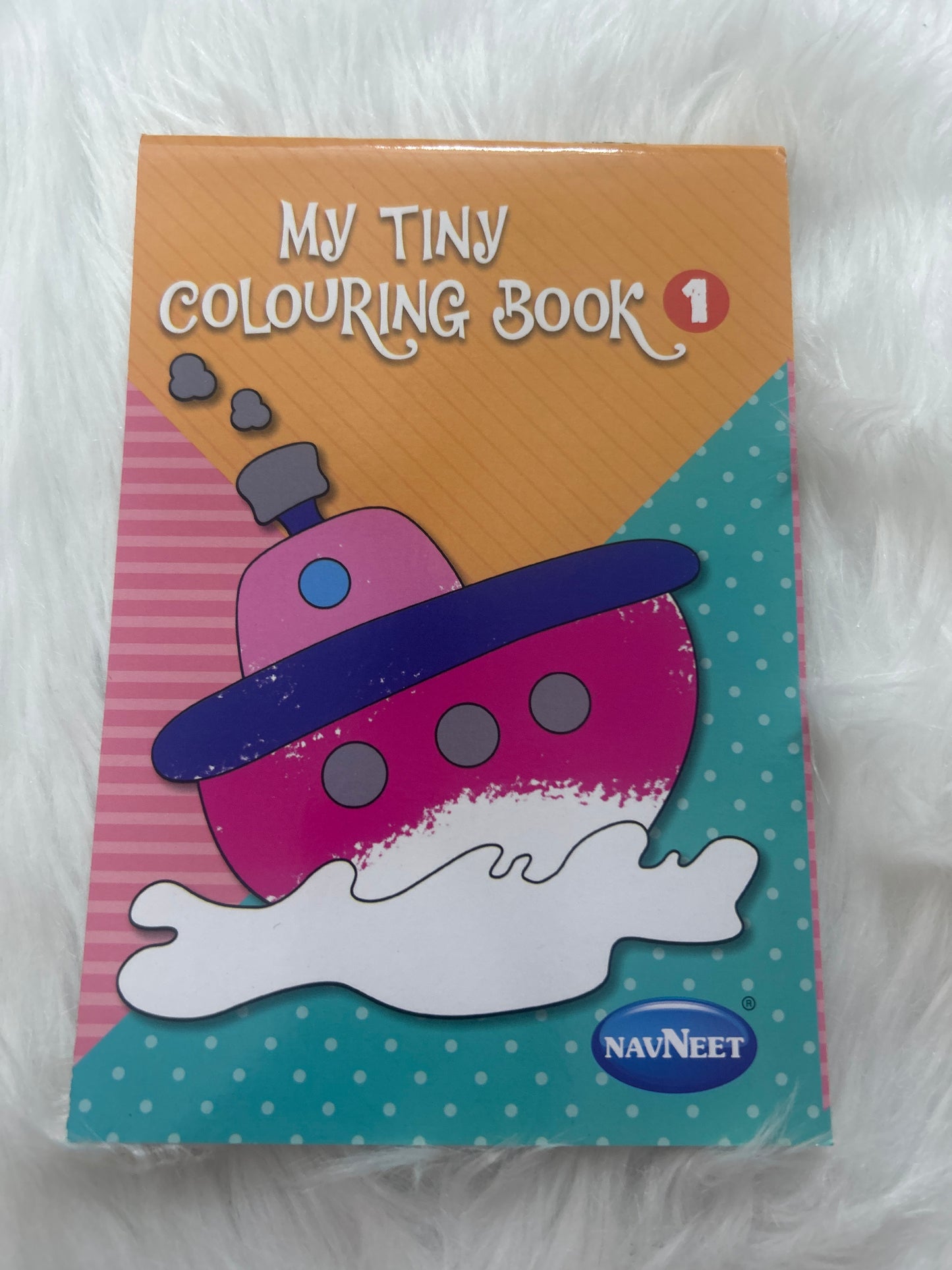 Navneet My Tiny Colouring Book 1