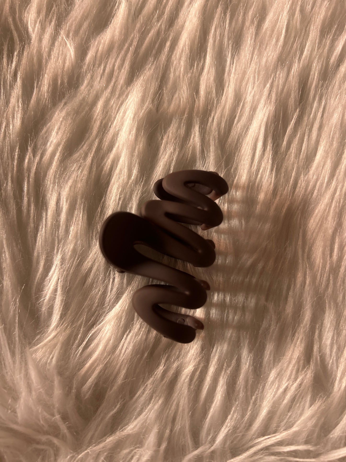 Matte Zigzag Clutcher Medium - Gift Hub Mart