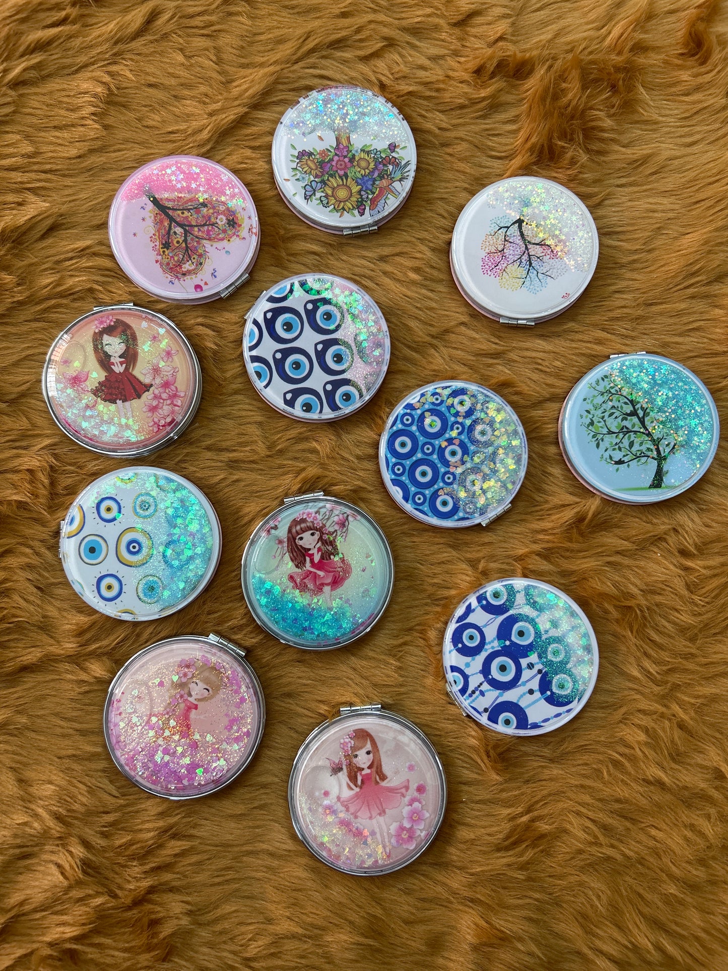 Moving Glitter Mirror- Round