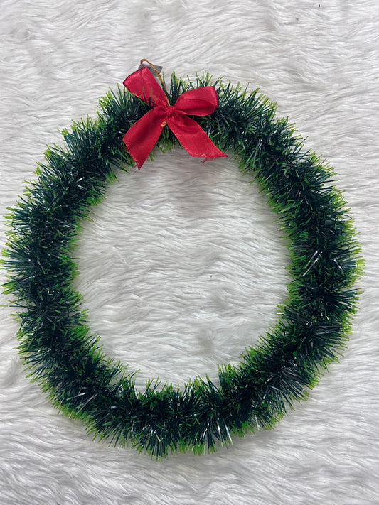Green Wreath Round