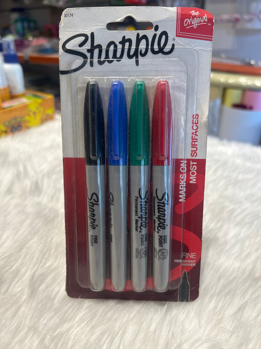Sharpie Fine Tip Permanent Marker Pack of 4