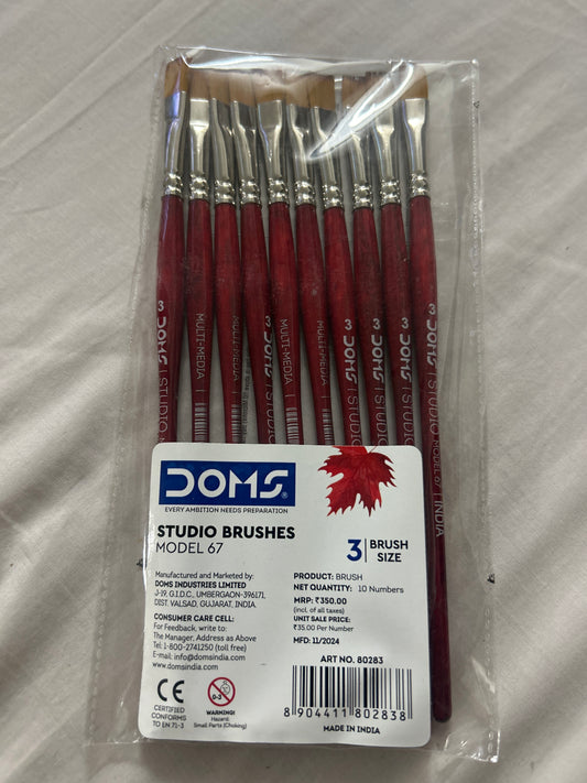DOMS STUDIO BRUSH FLAT NO. 3