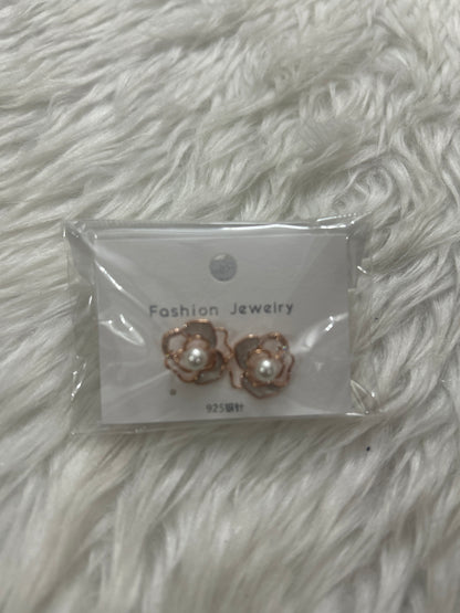 MRP350 Earrings