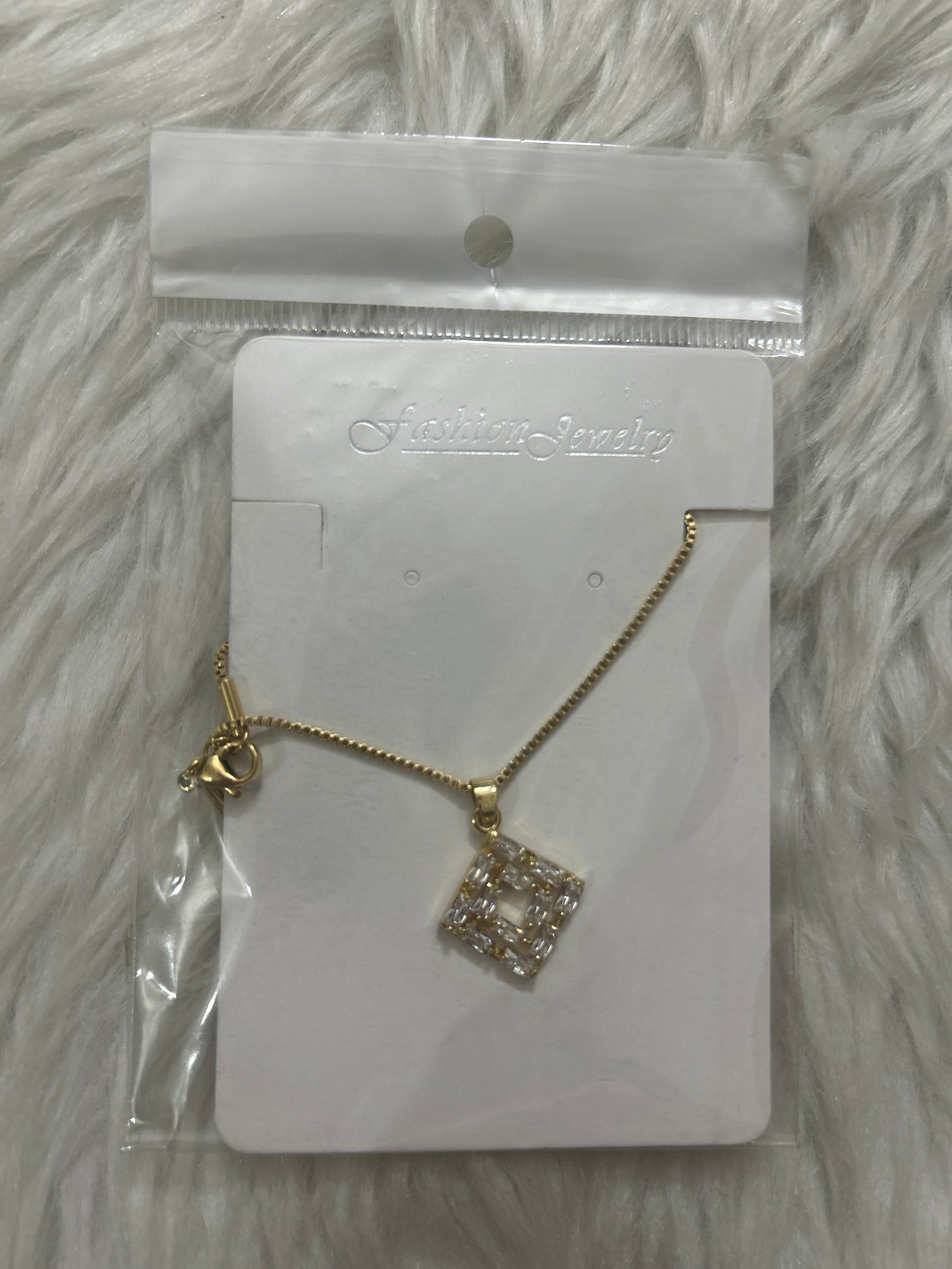 MRP275 Chain Pendant
