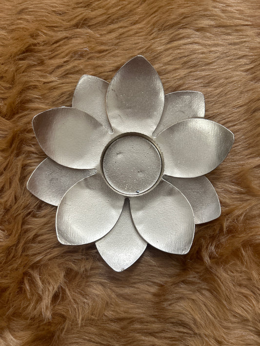 Lotus Urli Tealight Holder