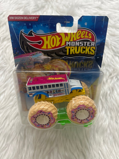 Hot Wheels Monster Trucks- HW Dozen Delivery