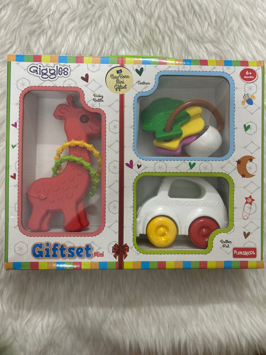 Giggles GIFT SET MINI 6m+