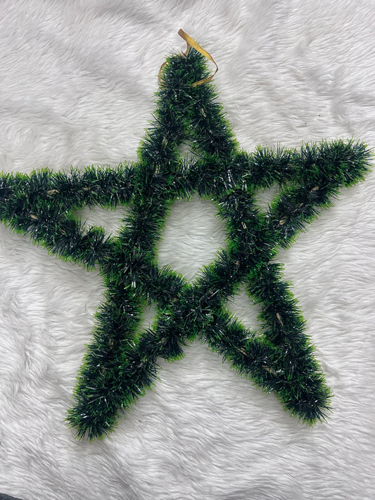 Green Star Wreath Medium