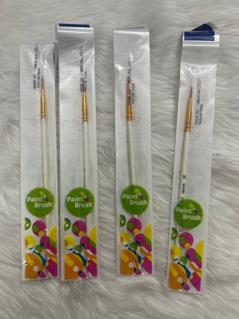 Dayal Round Paint Brush by Gifthubmart