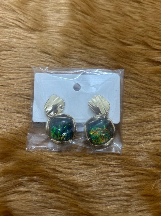 Emerald Gemstone Earrings by Gifthubmart