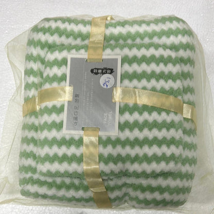 Fancy Towel set by Gifthubmart