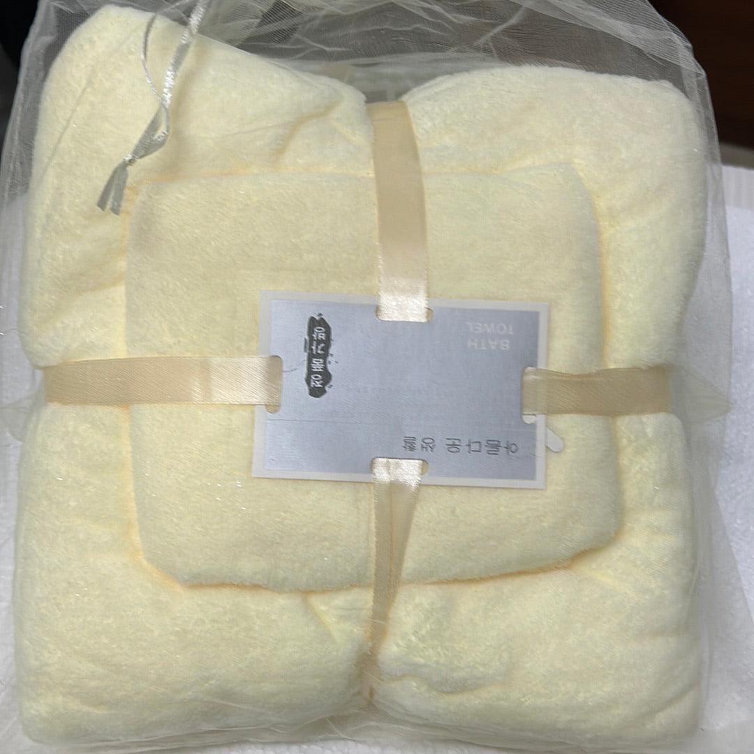 Fancy Towel set by Gifthubmart