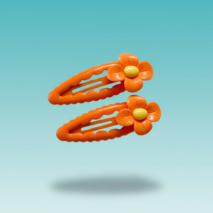 Gift Hub Mart Flowers Tic Tac Clips – orange flower-shaped hair clips, assorted colours