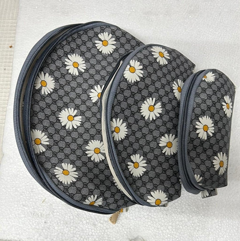 Pouch set of 3 by Gifthubmart