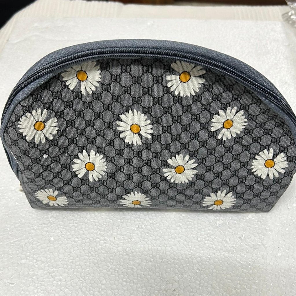 Pouch set of 3 by Gifthubmart