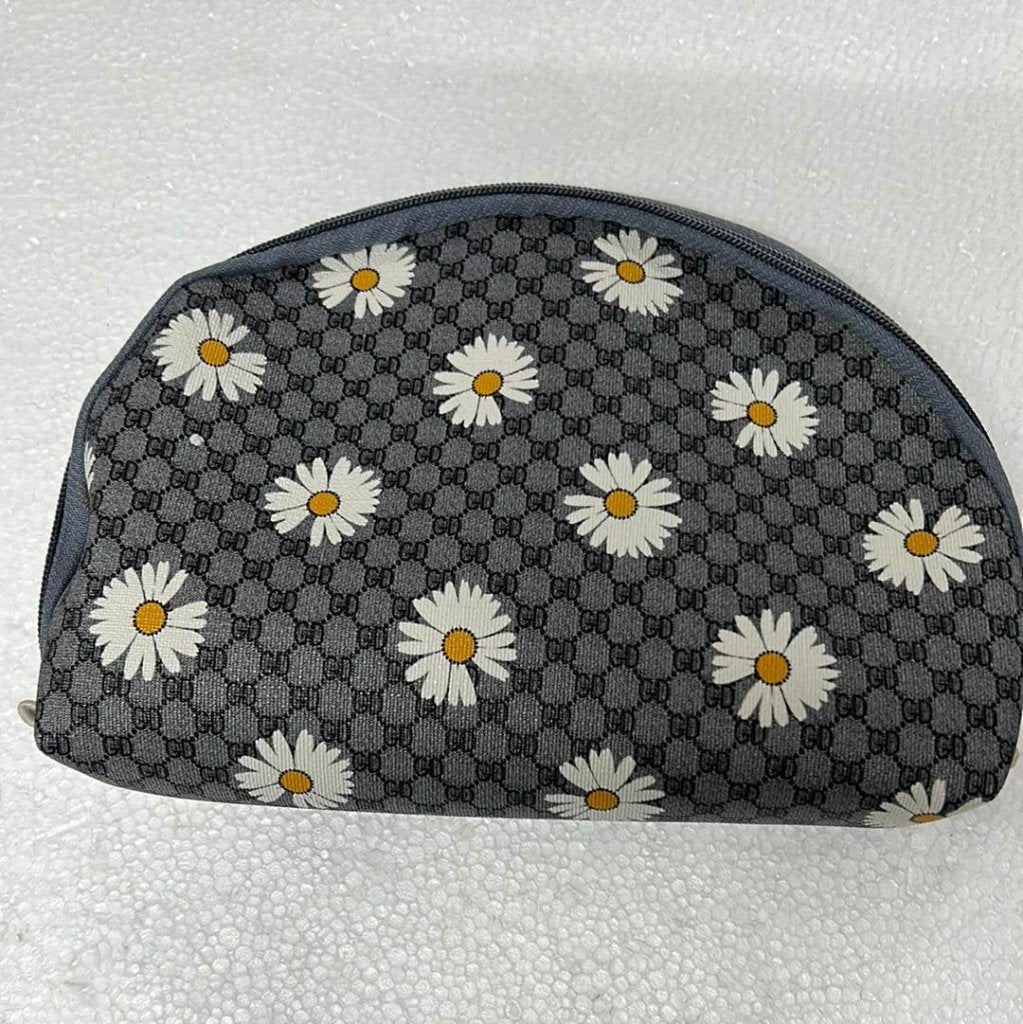 Pouch set of 3 by Gifthubmart