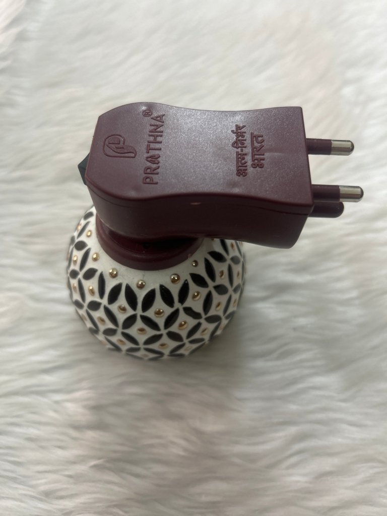 Prathna Premium Aroma Burner by Gifthubmart