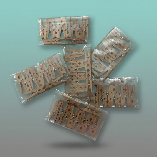 Wooden Clip (Medium) by Gifthubmart